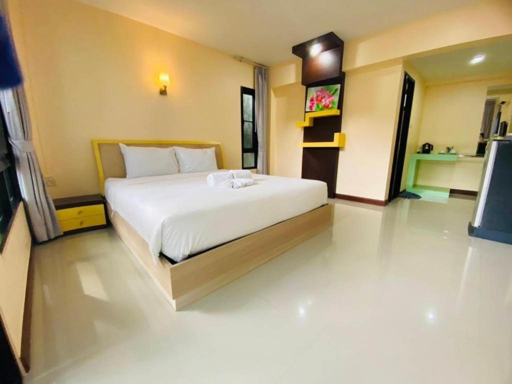 Phuphayot Resort Trang Exterior foto