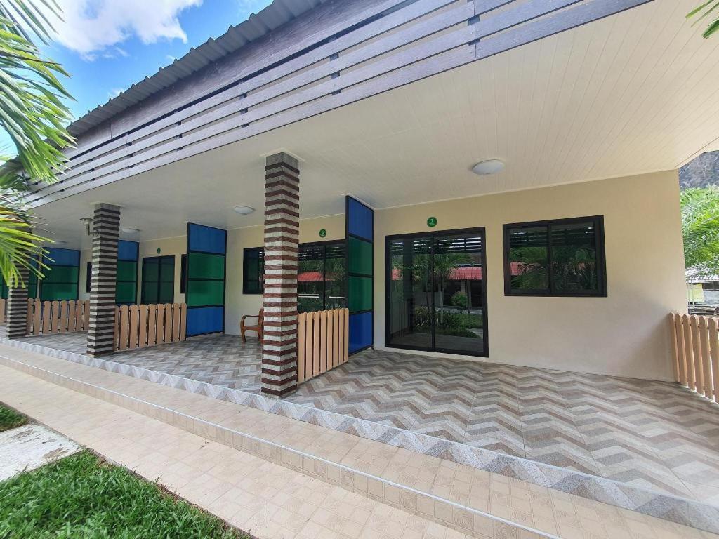 Phuphayot Resort Trang Exterior foto